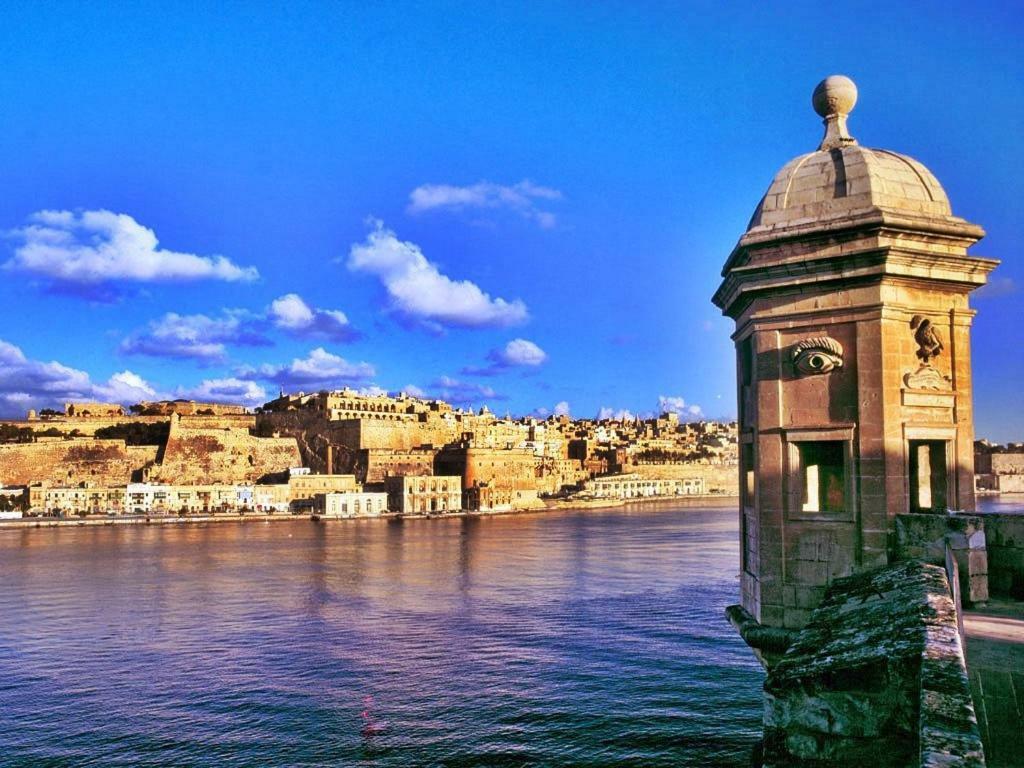 Contemporary, Luxury Apartment With Valletta And Harbour Views سليمة المظهر الخارجي الصورة