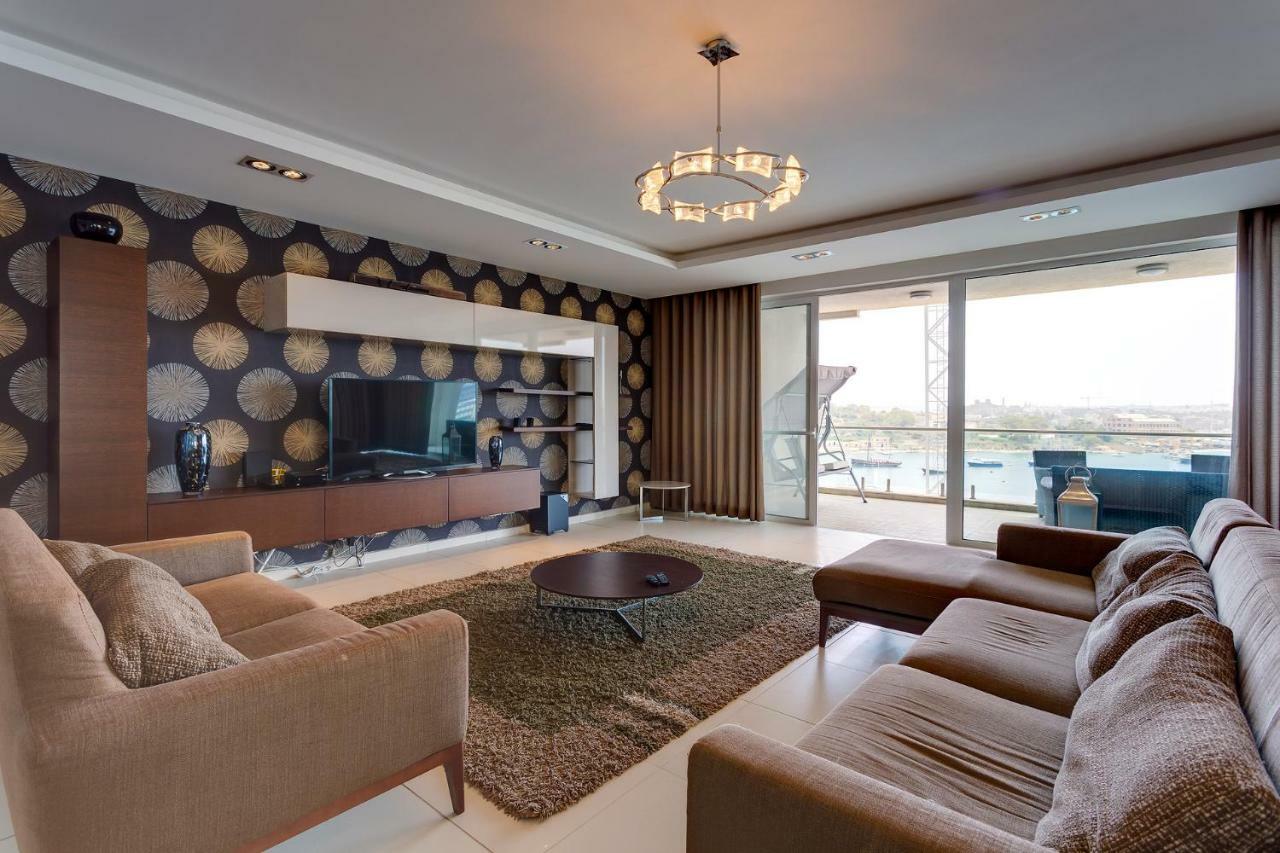 Contemporary, Luxury Apartment With Valletta And Harbour Views سليمة المظهر الخارجي الصورة